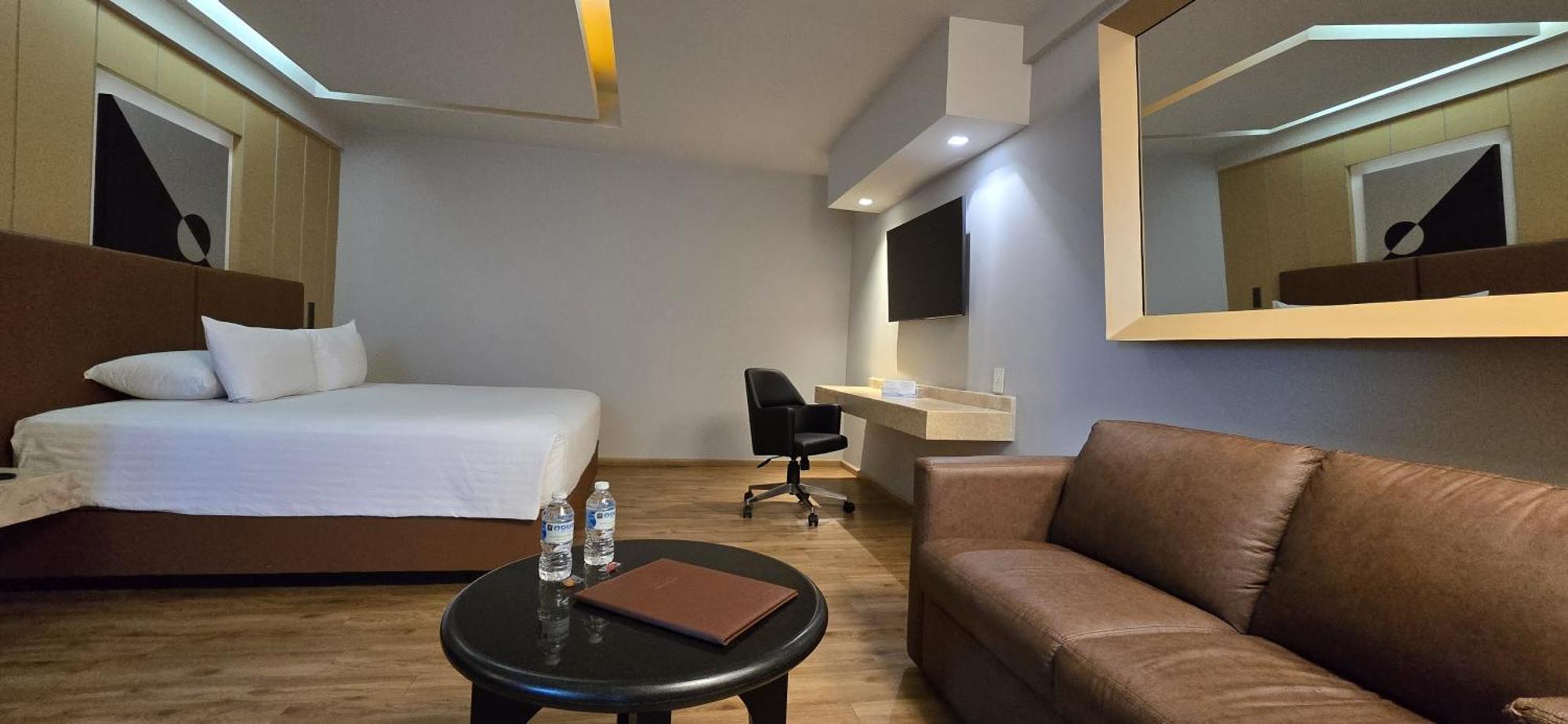 Ramada By Wyndham Mexico City Santa Fe Esterno foto