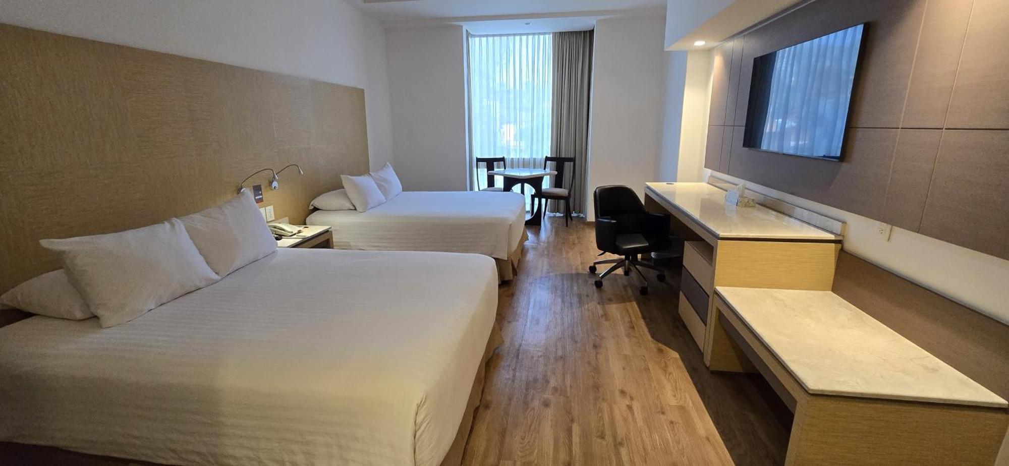 Ramada By Wyndham Mexico City Santa Fe Esterno foto